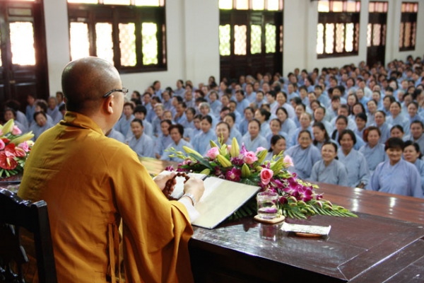 Tu niệm Phật một ngày