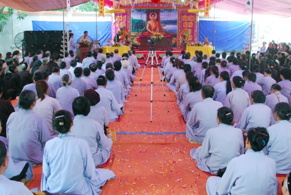 Thuyết giảng tại chùa Vạn Phúc - Hải Dương