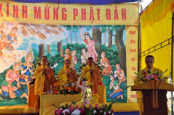 Lễ Phật Đản Tại Nghệ An