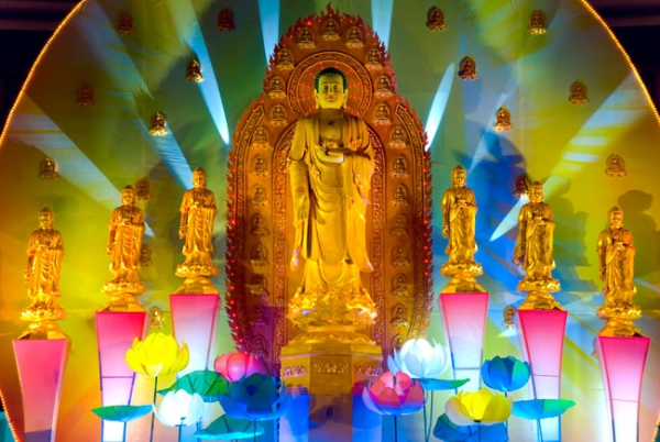 Chùm ảnh trước ngày vía Phật A Di Đà