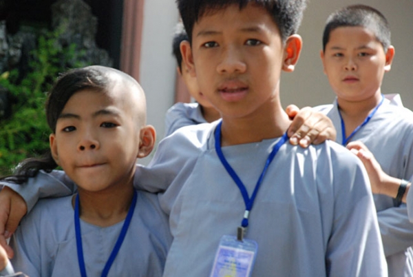 TT. Thích Chân Tính chứng minh lễ khai khóa Khóa Tu Mùa Hè chùa Quang Thọ