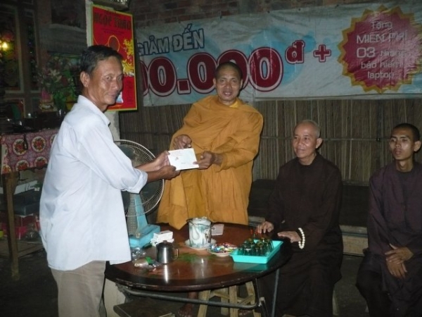 Từ Thiện tại Bến Tre và Tiền Giang