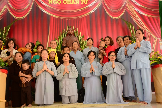 The Patriarch s' Death Anniversary at Quoc Thoi Pagoda - Thanh Hoa Province.