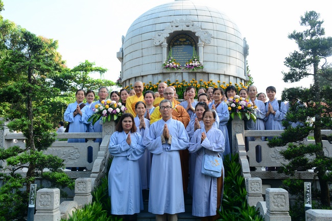 Lễ giỗ Tổ khai sáng chùa Hoằng Pháp