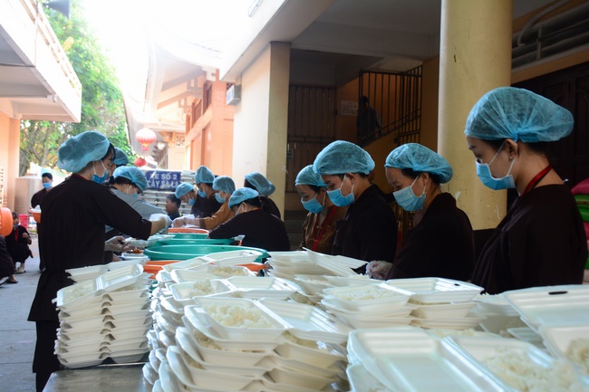 Lễ giỗ Tổ khai sáng chùa Hoằng Pháp