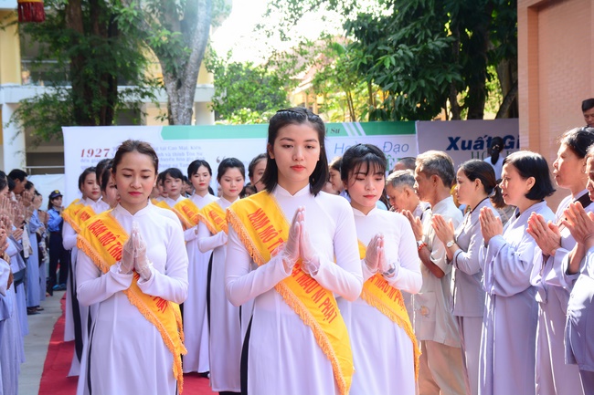 Lễ giỗ Tổ khai sáng chùa Hoằng Pháp