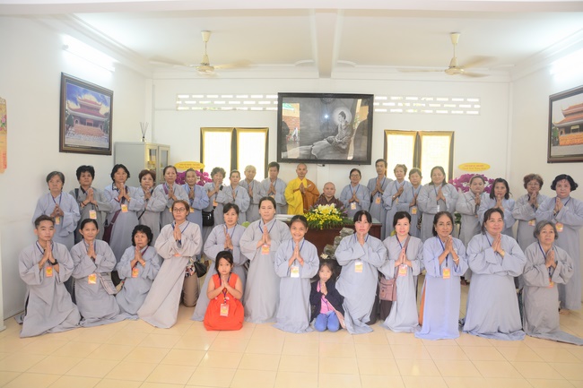 Lễ giỗ Tổ khai sáng chùa Hoằng Pháp