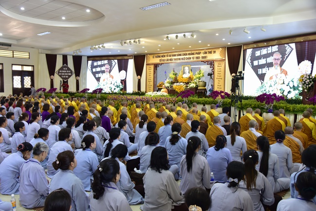 Lễ giỗ Tổ khai sáng chùa Hoằng Pháp