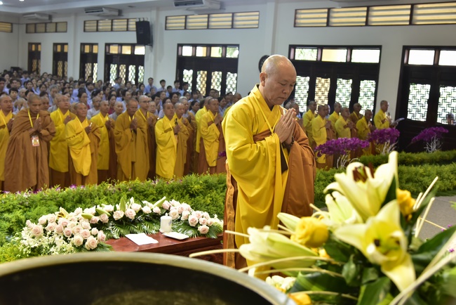 Lễ giỗ Tổ khai sáng chùa Hoằng Pháp