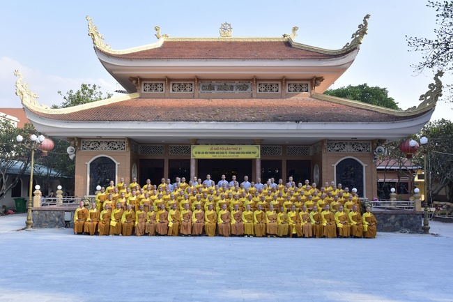 Lễ giỗ Tổ khai sáng chùa Hoằng Pháp