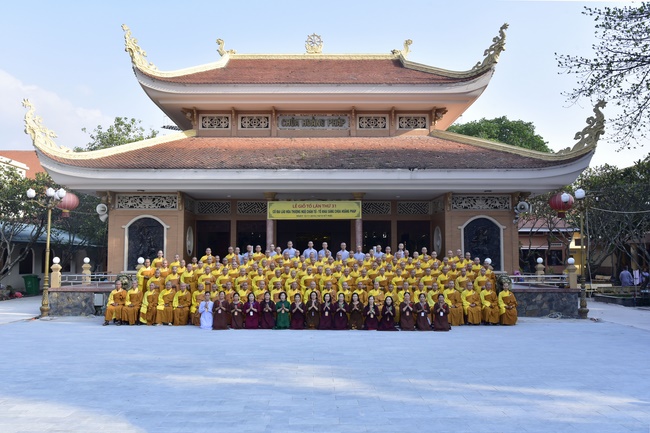 Lễ giỗ Tổ khai sáng chùa Hoằng Pháp