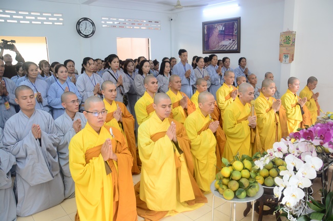 Lễ giỗ Tổ khai sáng chùa Hoằng Pháp