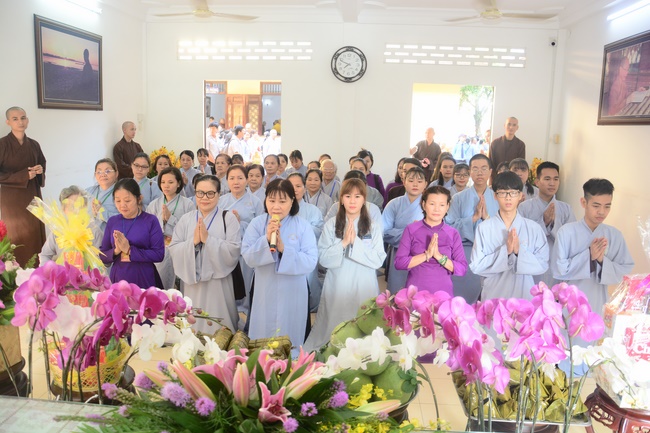 Lễ giỗ Tổ khai sáng chùa Hoằng Pháp