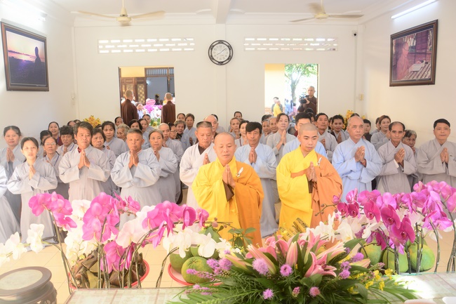 Lễ giỗ Tổ khai sáng chùa Hoằng Pháp