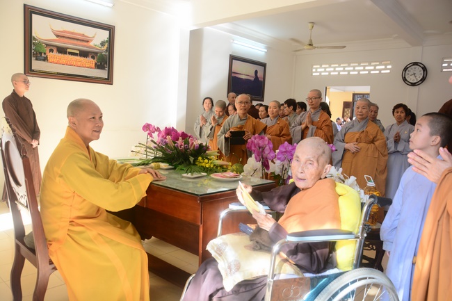 Lễ giỗ Tổ khai sáng chùa Hoằng Pháp