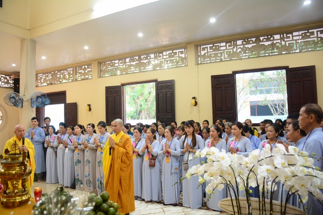 Lễ giỗ Tổ khai sáng chùa Hoằng Pháp