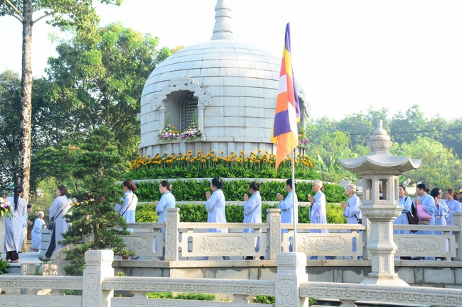 Lễ giỗ Tổ khai sáng chùa Hoằng Pháp