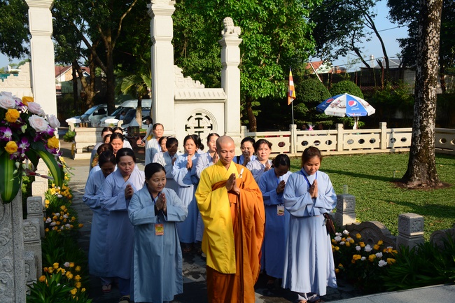 Lễ giỗ Tổ khai sáng chùa Hoằng Pháp