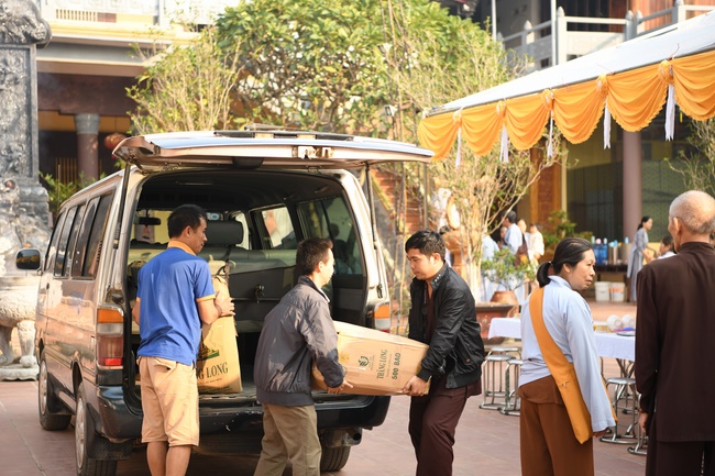 The Patriarch s' Death Anniversary and One-day Retreat at Hoa Phuc Pagoda