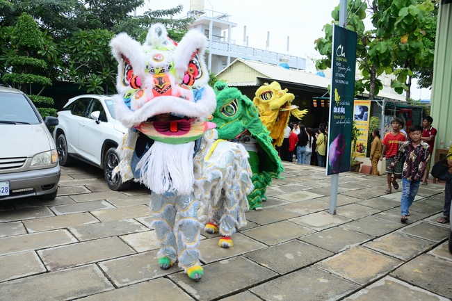 Ullumbana Ceremony at Hoang Phap Pagoda in Cambodia