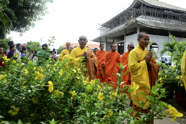 Ullumbana Ceremony at Hoang Phap Pagoda in Cambodia