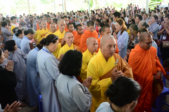 Ullumbana Ceremony at Hoang Phap Pagoda in Cambodia
