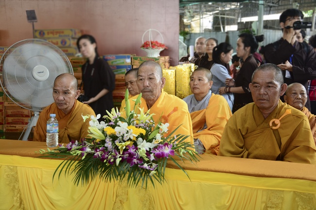 Ullumbana Ceremony at Hoang Phap Pagoda in Cambodia