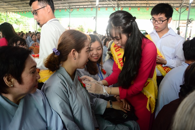 Ullumbana Ceremony at Hoang Phap Pagoda in Cambodia