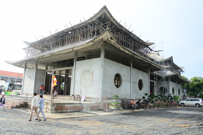 Ullumbana Ceremony at Hoang Phap Pagoda in Cambodia