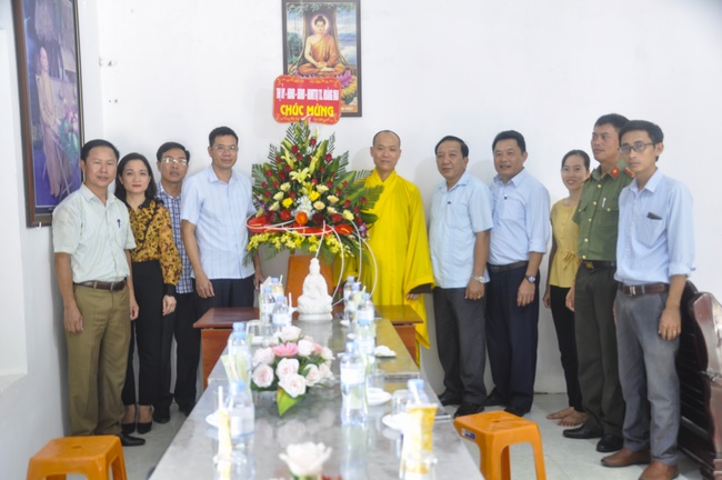 The Ullambana great Ceremony at Can Mon pagoda in Nghe An