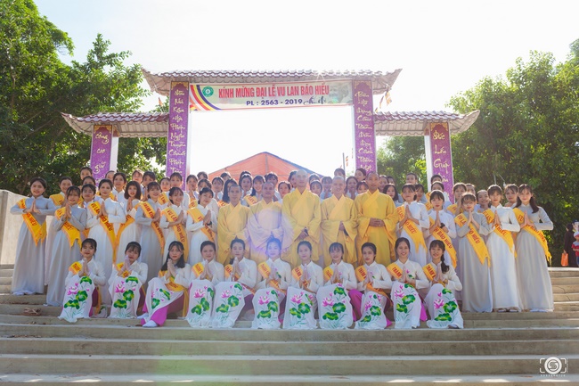 The Ullambana great Ceremony at Can Mon pagoda in Nghe An