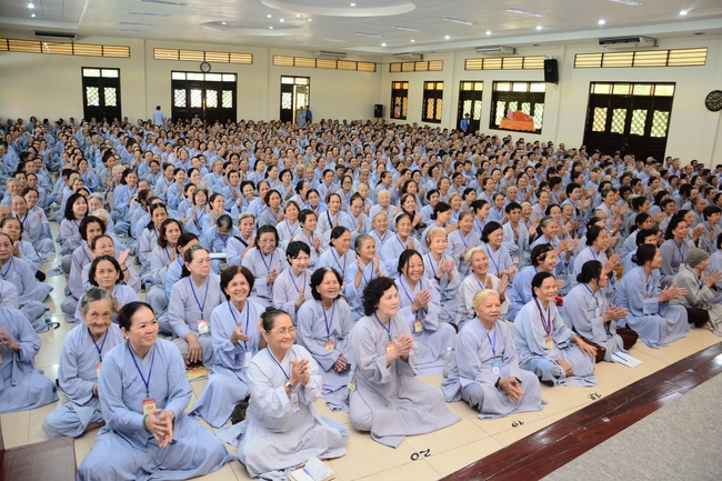 Dharma Talk “On The Way Getting Age And Death” - The 92ND Seven-Day Retreat