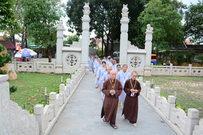 Dharma Talk “On The Way Getting Age And Death” - The 92ND Seven-Day Retreat