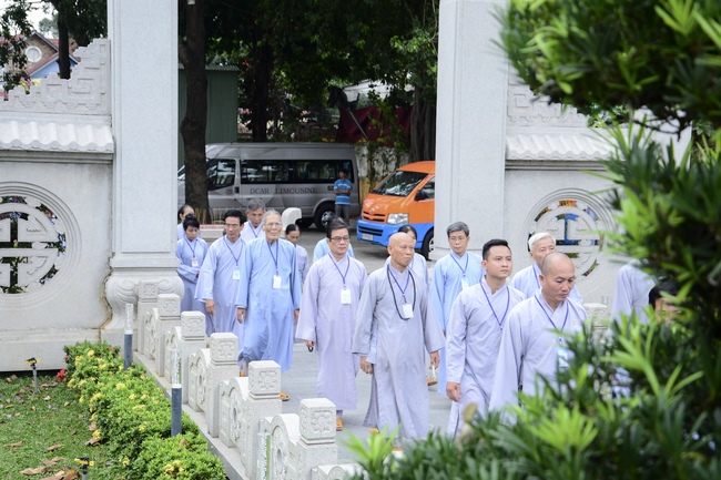 Dharma Talk “On The Way Getting Age And Death” - The 92ND Seven-Day Retreat