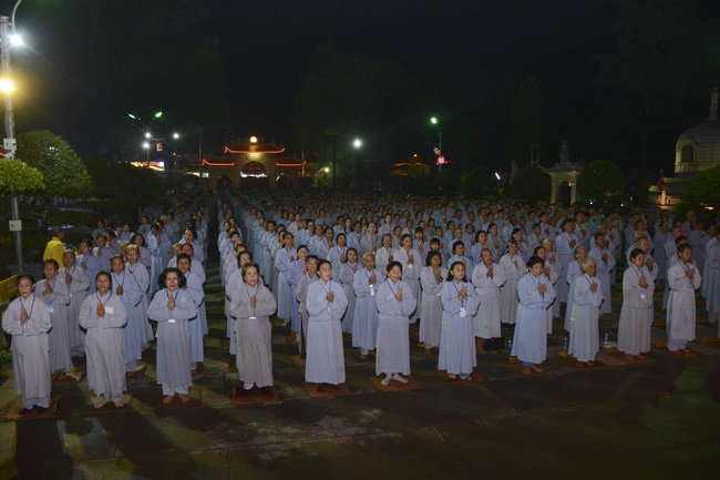 Dharma Talk “On The Way Getting Age And Death” - The 92ND Seven-Day Retreat