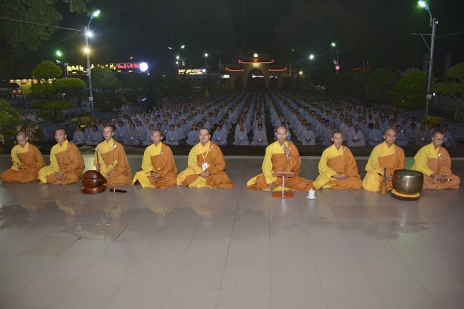 Dharma Talk “On The Way Getting Age And Death” - The 92ND Seven-Day Retreat