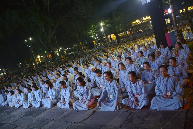 Dharma Talk “On The Way Getting Age And Death” - The 92ND Seven-Day Retreat