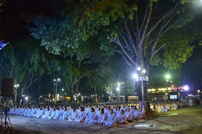 Dharma Talk “On The Way Getting Age And Death” - The 92ND Seven-Day Retreat