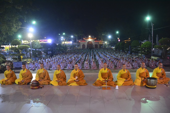 Dharma Talk “On The Way Getting Age And Death” - The 92ND Seven-Day Retreat