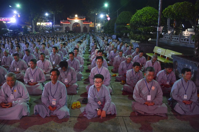 Dharma Talk “On The Way Getting Age And Death” - The 92ND Seven-Day Retreat