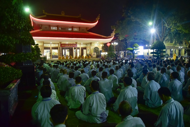 Dharma Talk “On The Way Getting Age And Death” - The 92ND Seven-Day Retreat