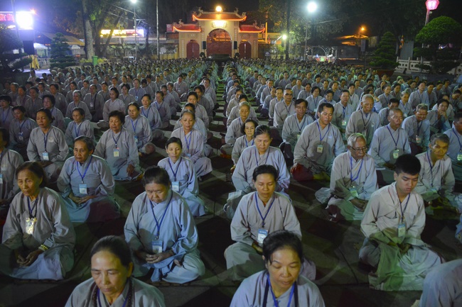 Dharma Talk “On The Way Getting Age And Death” - The 92ND Seven-Day Retreat