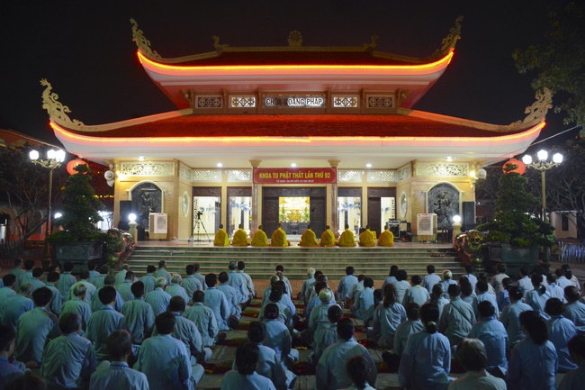 Dharma Talk “On The Way Getting Age And Death” - The 92ND Seven-Day Retreat