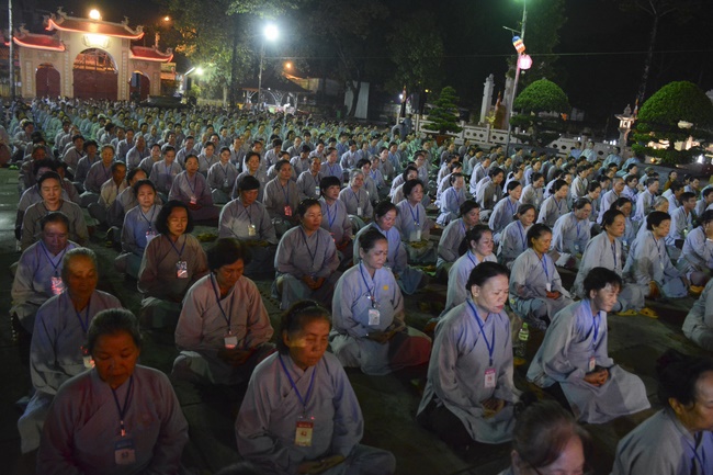 Dharma Talk “On The Way Getting Age And Death” - The 92ND Seven-Day Retreat