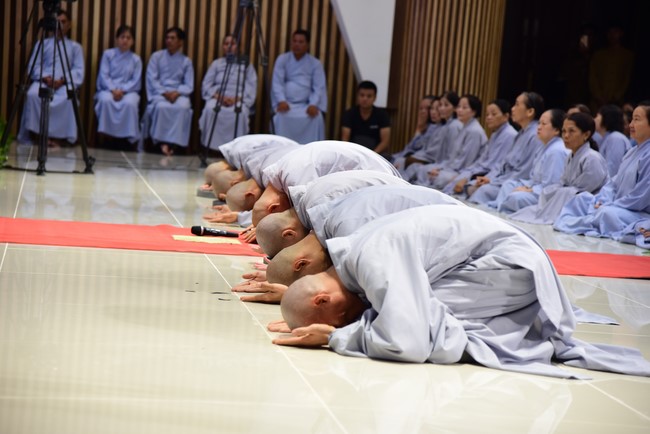 One - Day Practice and the Ordination Ceremony