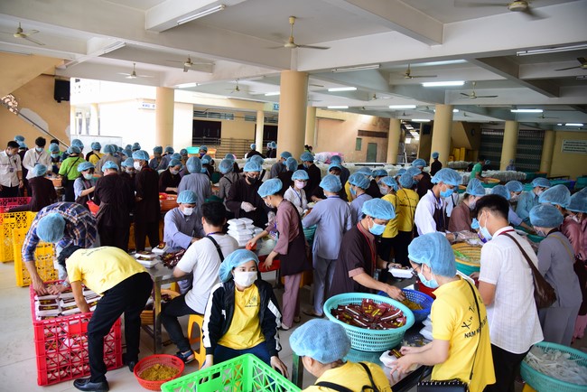 One - Day Practice and the Ordination Ceremony