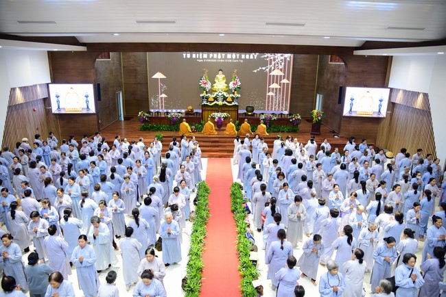 One - Day Practice and the Ordination Ceremony