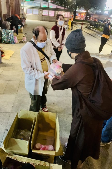Year-end charity of Linh An Pagoda - Giving will remain forever