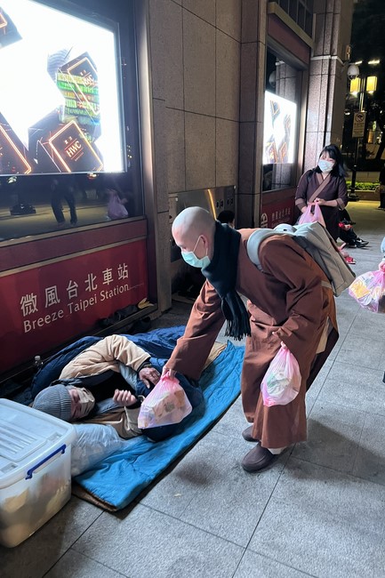 Year-end charity of Linh An Pagoda - Giving will remain forever