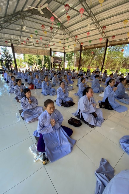 One-Day Peaceful Retreat at Suoi Phap Pagoda
